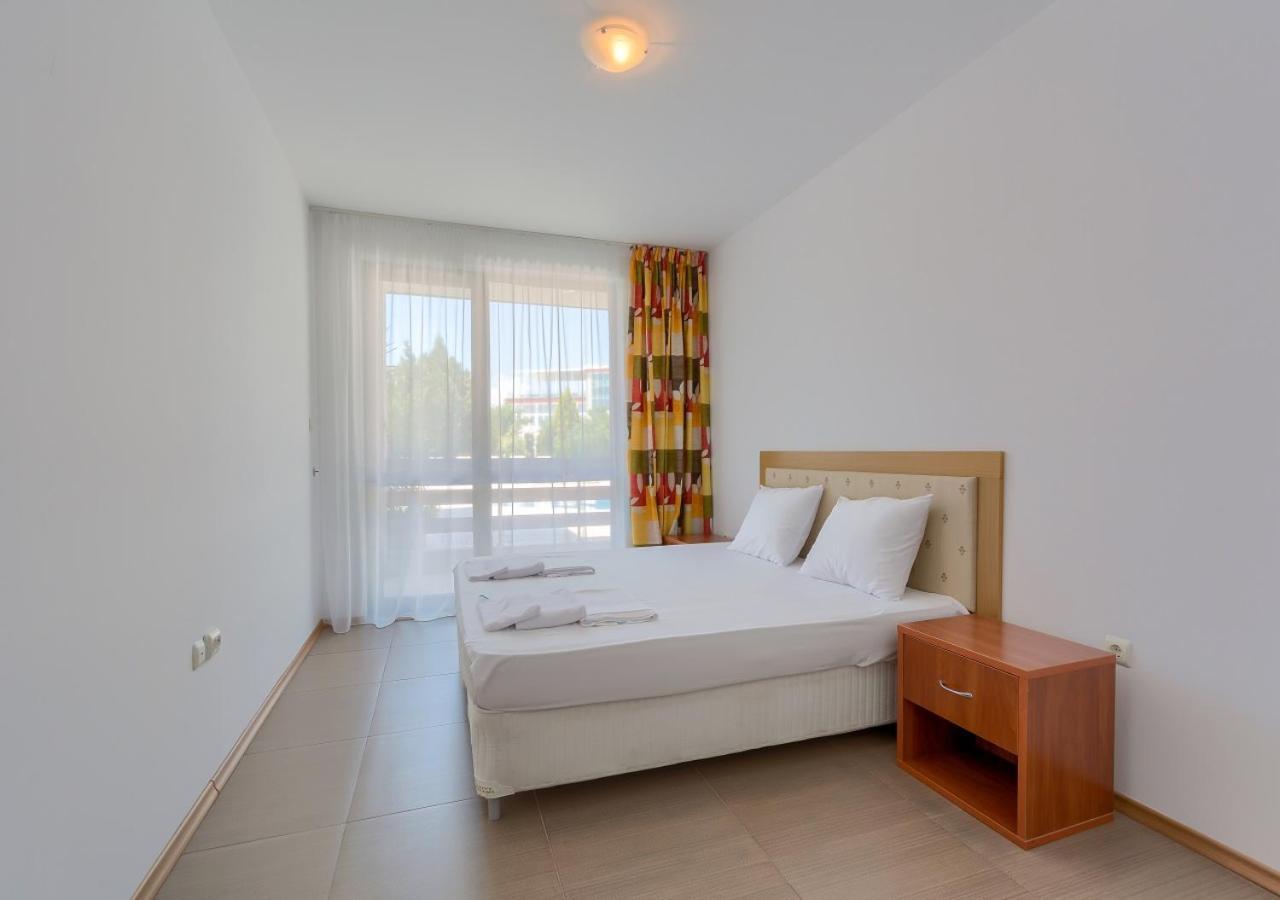 Apartment Robinson Elenite